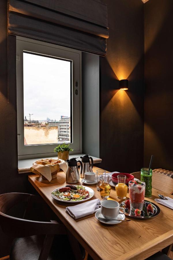 The Viaduct - Suites & More ปราก ภายนอก รูปภาพ